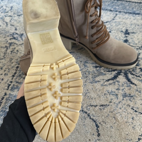 Lug Sole Bootie - Picture 3 of 4